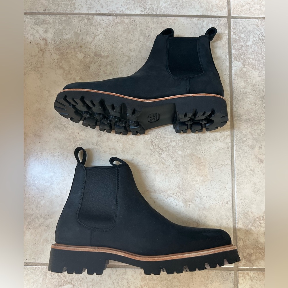 NWT Nisolo Chelsea Lug Boot, black